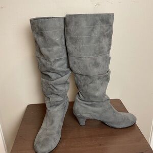 Aerosoles Running Play Gray Suede Tall Boots Size 9M